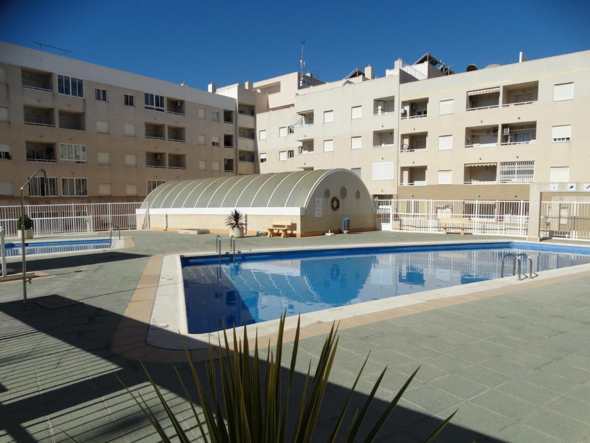 Apartamento Laguna Rosa Torrevieja Exterior foto