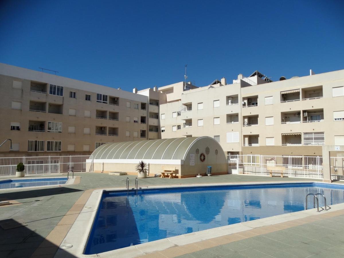 Apartamento Laguna Rosa Torrevieja Exterior foto